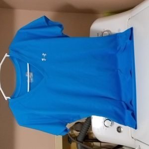 5/$25 Under armour t shirt